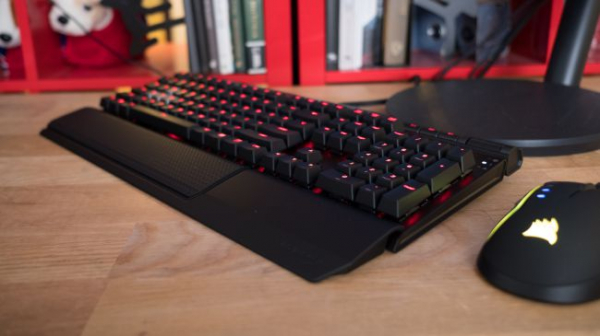 Обзор HyperX Alloy Elite